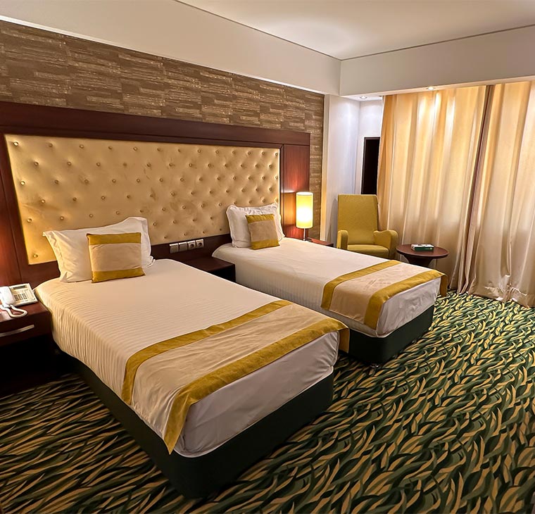 اتاق خواب تویین استاندارد هتل ارگ جدید یزد